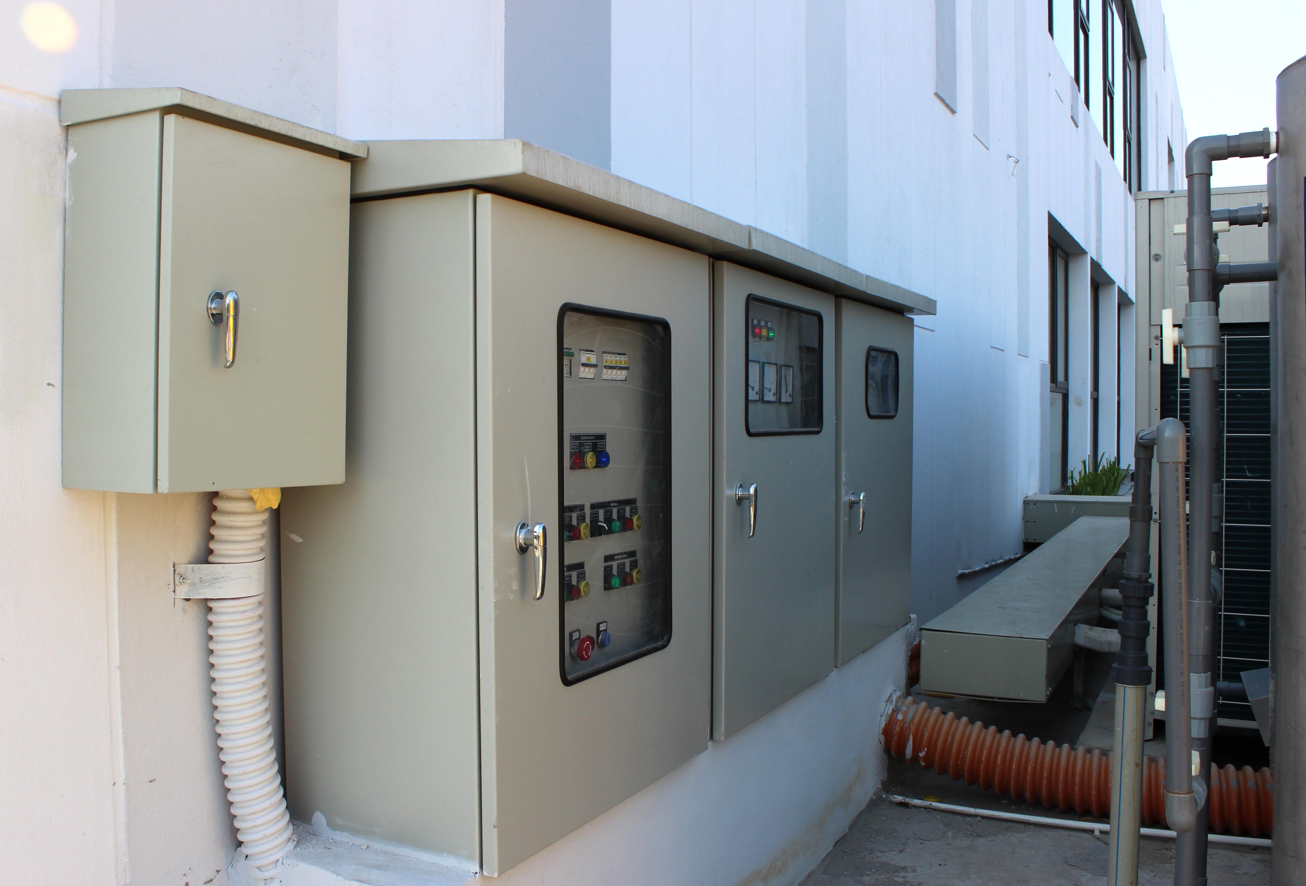 Lắp đặt hệ thống tủ điện phân phối